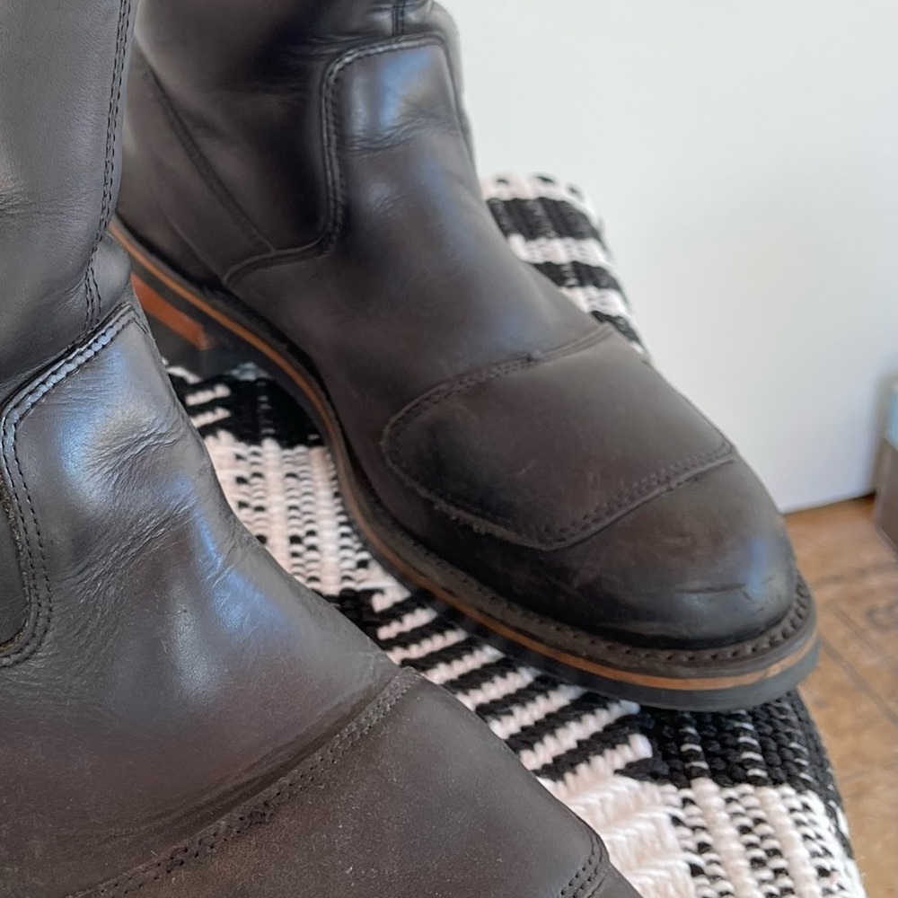 Wolverine Mens size 11D Black side fastening riding boot